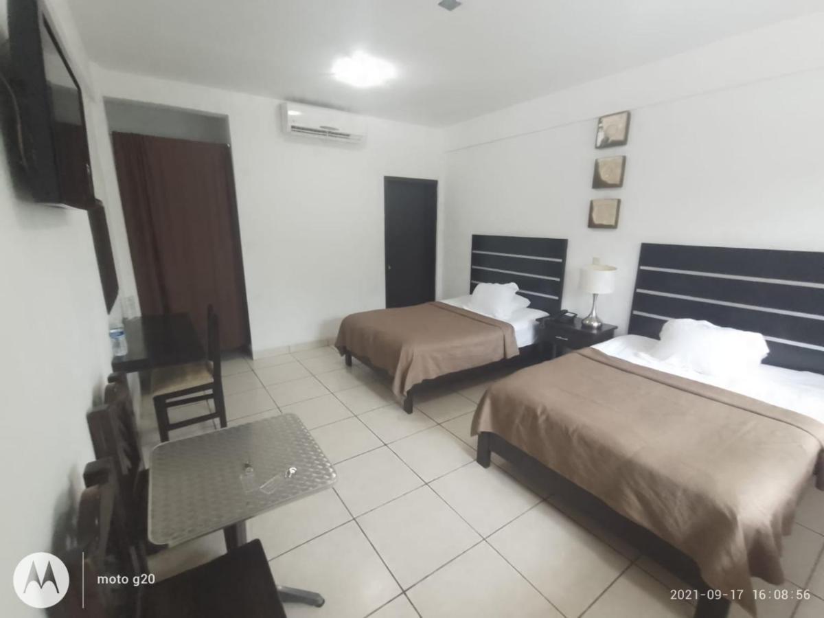 Hotel & Suites Mo Sak Tapachula Eksteriør bilde